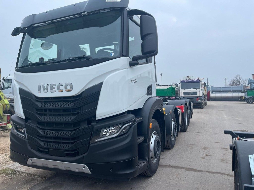 IVECO X-WAY AD350X480YPS SCARRABILE NUOVO - Abrollkipper: das Bild 2 IVECO X-WAY AD350X480YPS SCARRABILE NUOVO - Abrollkipper: das Bild 2