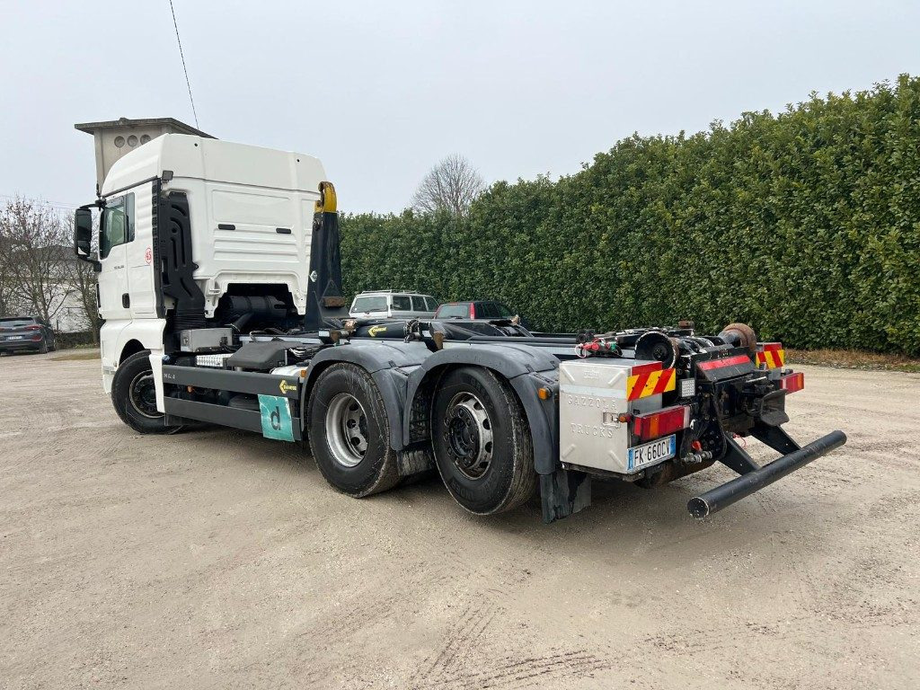 MAN TGX 26.500 USATO SCARRABILE 6X2 - Abrollkipper: das Bild 3 MAN TGX 26.500 USATO SCARRABILE 6X2 - Abrollkipper: das Bild 3
