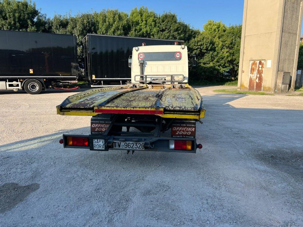 NISSAN M I L50 PER SOCCORSO STRADALE - Abschleppwagen: das Bild 5 NISSAN M I L50 PER SOCCORSO STRADALE - Abschleppwagen: das Bild 5