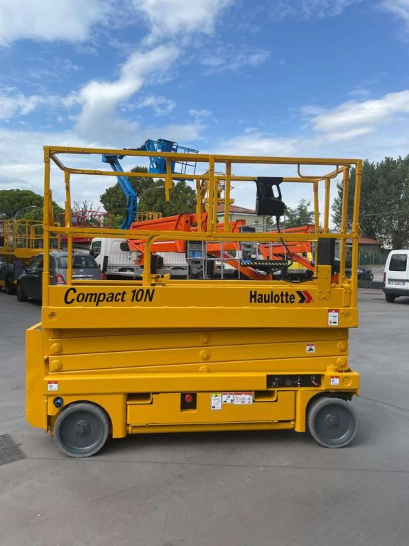 Haulotte COMPACT 10N - Scherenbühne: das Bild 2 Haulotte COMPACT 10N - Scherenbühne: das Bild 2