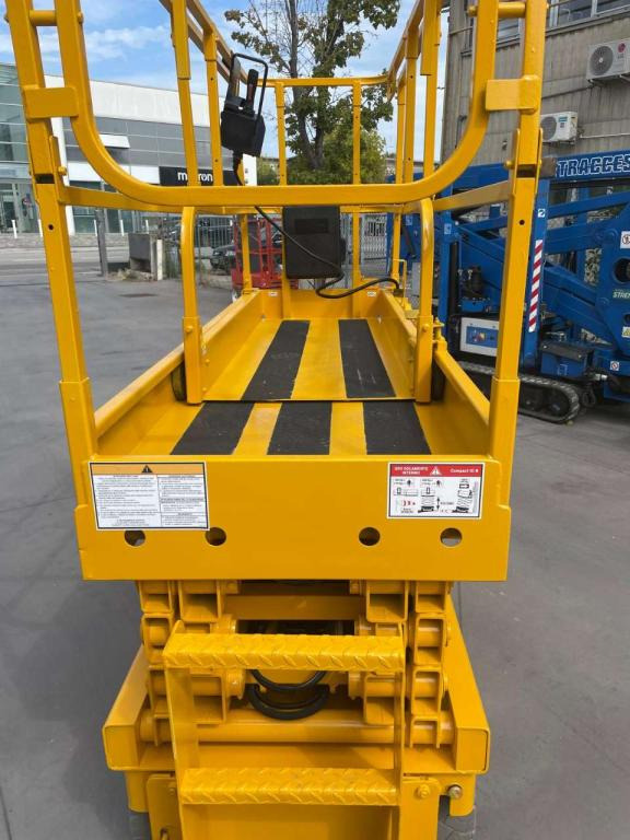 Haulotte COMPACT 10N - Scherenbühne: das Bild 3 Haulotte COMPACT 10N - Scherenbühne: das Bild 3