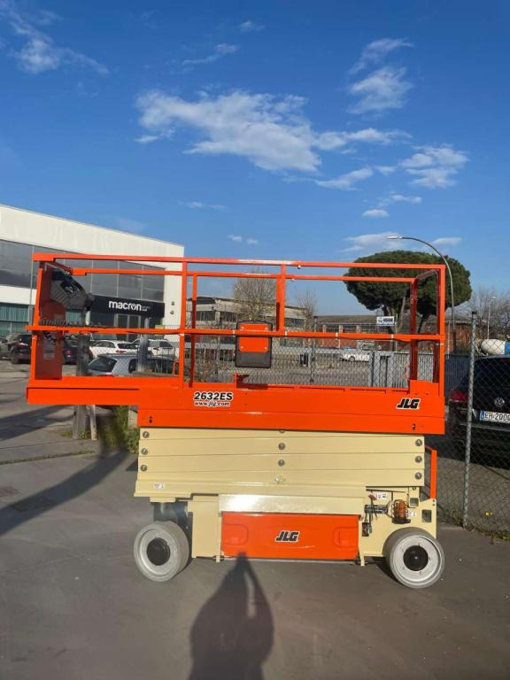 JLG 2632ES - Scherenbühne: das Bild 2 JLG 2632ES - Scherenbühne: das Bild 2