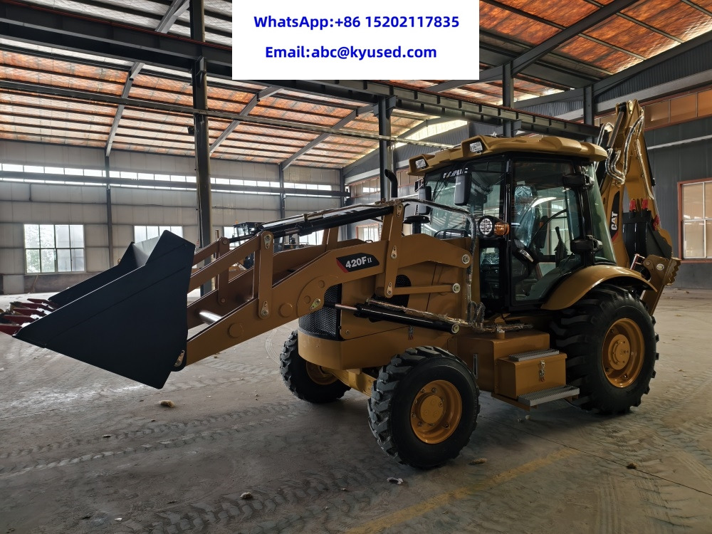 CATERPILLAR 420F2 - Baggerlader: das Bild 2 CATERPILLAR 420F2 - Baggerlader: das Bild 2