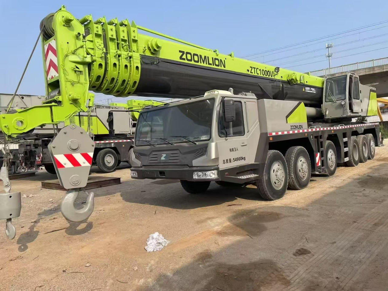 ZOOMLION ZTC1000V ZTC1100V ZTC1500V 100T 110T 150T Used truck crane - Mobilkran: das Bild 1 ZOOMLION ZTC1000V ZTC1100V ZTC1500V 100T 110T 150T Used truck crane - Mobilkran: das Bild 1