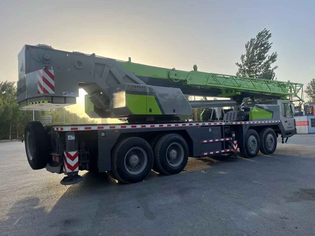 ZOOMLION ZTC700V 70 ton 80 ton ztc800v ztc1000v truck crane - Mobilkran: das Bild 3 ZOOMLION ZTC700V 70 ton 80 ton ztc800v ztc1000v truck crane - Mobilkran: das Bild 3