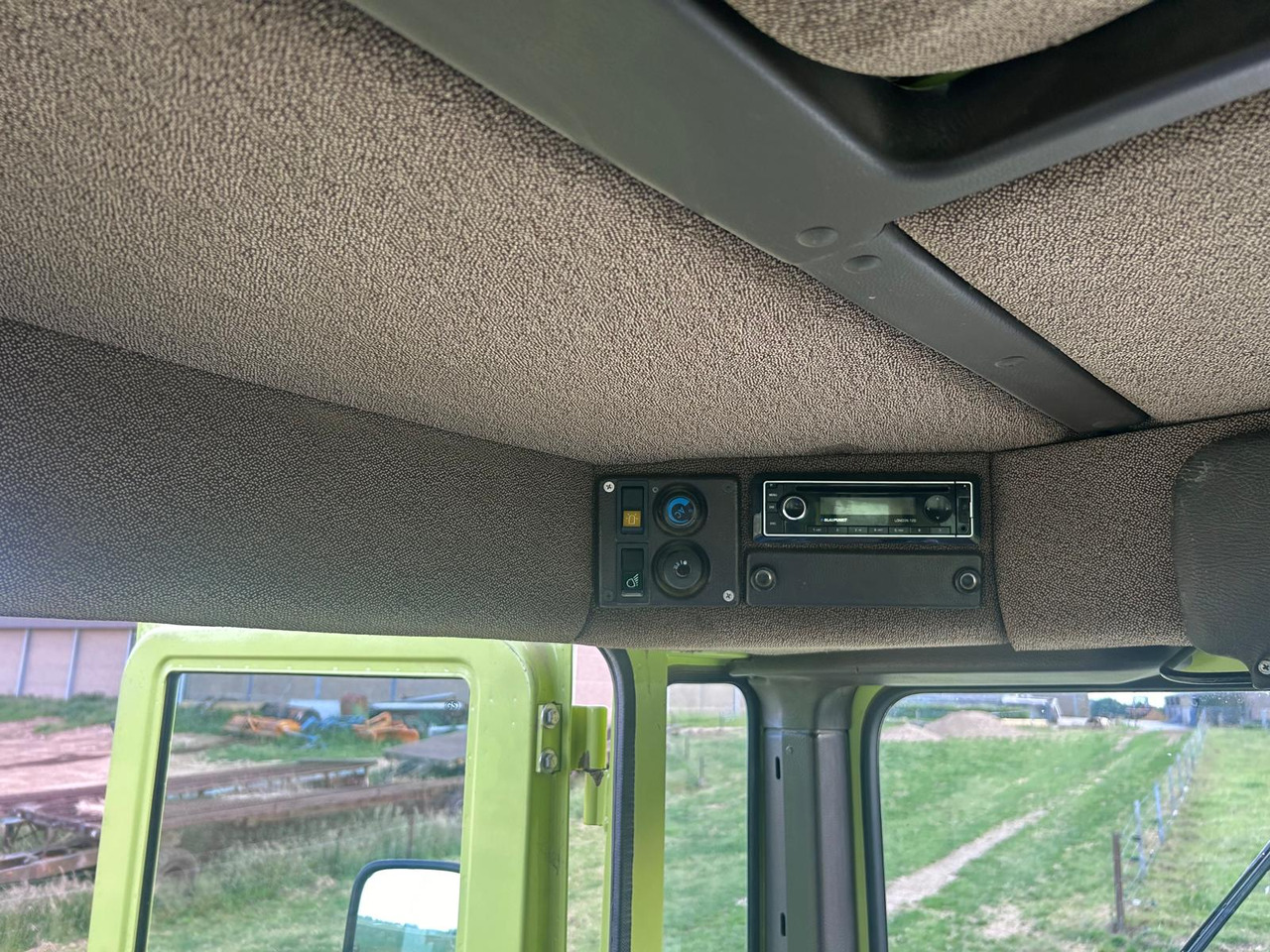 Leasing für MERCEDES-BENZ MB-TRAC 1600 MERCEDES-BENZ MB-TRAC 1600: das Bild 13 Leasing für MERCEDES-BENZ MB-TRAC 1600 MERCEDES-BENZ MB-TRAC 1600: das Bild 13