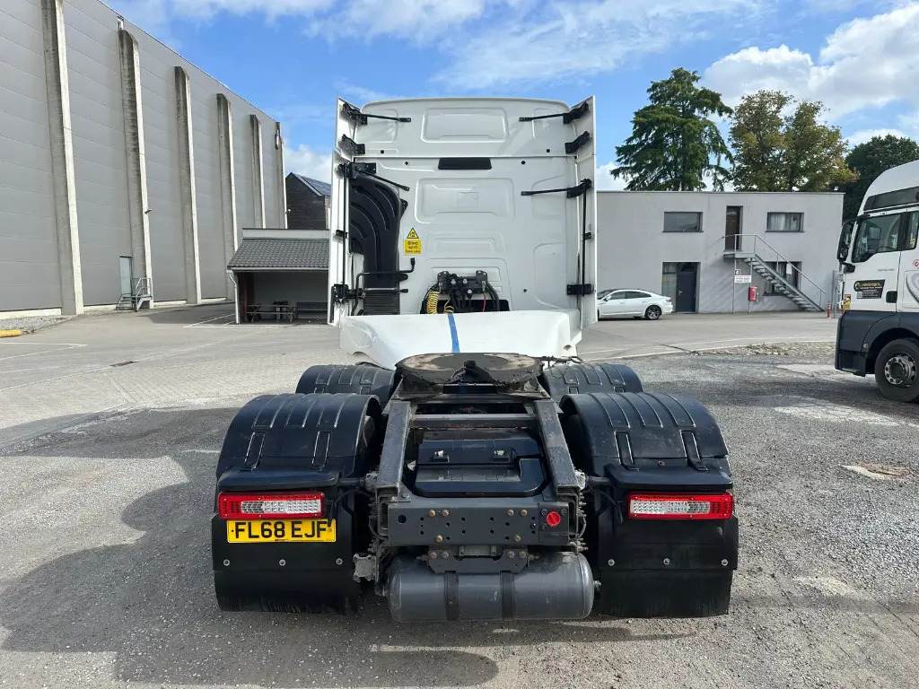 Renault T 460 (EJF) - Sattelzugmaschine: das Bild 5 Renault T 460 (EJF) - Sattelzugmaschine: das Bild 5