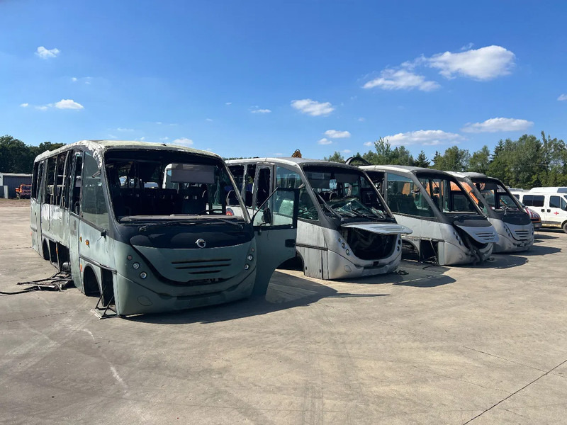 Iveco Irisbus Cimo (4x in stock) IVECO F4AE0681 5,880 cc - Überlandbus: das Bild 3 Iveco Irisbus Cimo (4x in stock) IVECO F4AE0681 5,880 cc - Überlandbus: das Bild 3