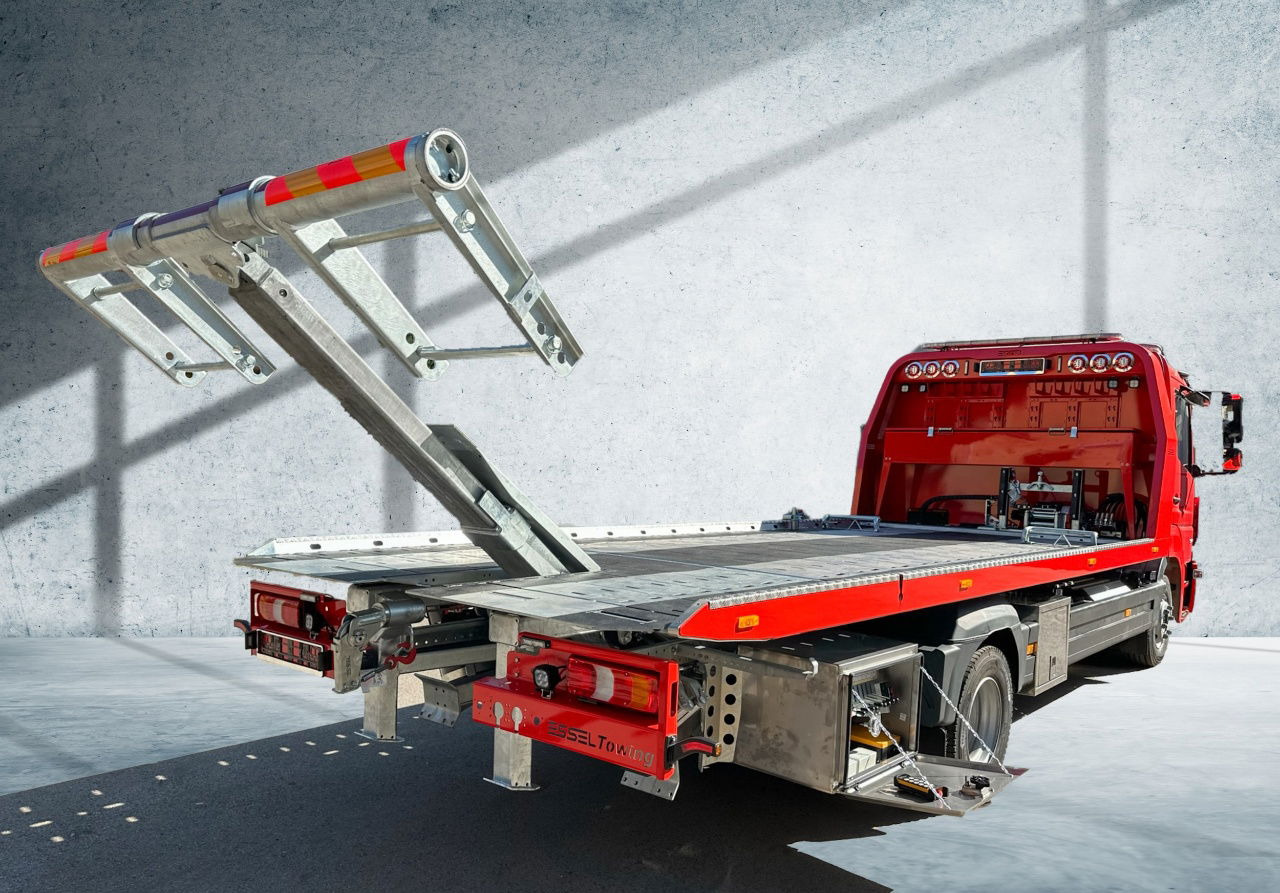 Abschleppwagen, Zustand - NEU Mercedes-Benz Arocs NEW T-REX Mercedes Arocs silver: das Bild 1