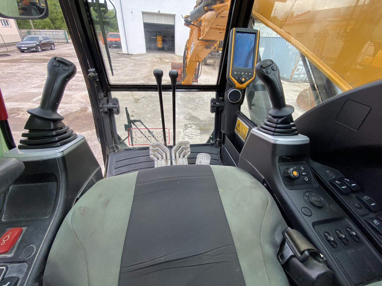 Kettenbagger JCB JS 210: das Bild 26 Kettenbagger JCB JS 210: das Bild 26