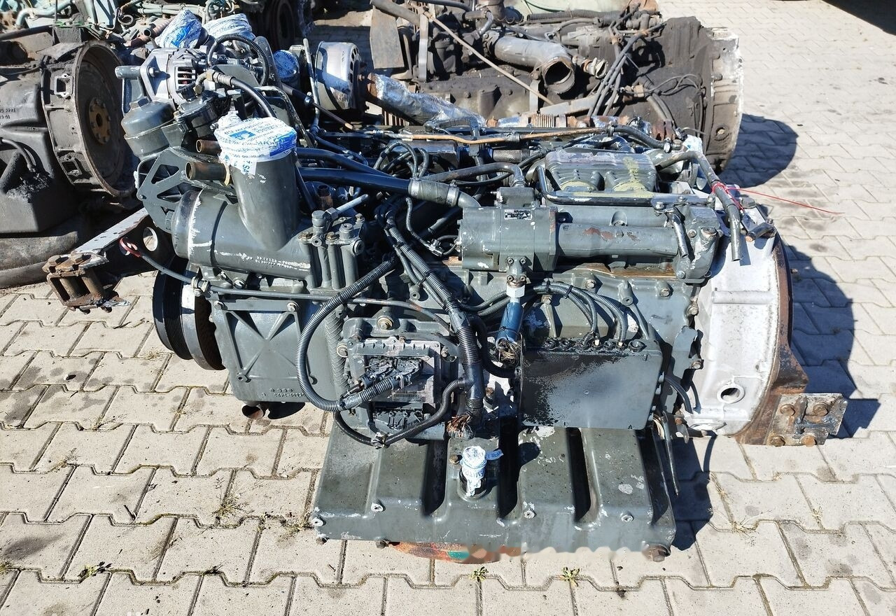 MAN D2066 LUH12 MAN BUS: Neoplan, Lions City, Lionґs Regio, Lions Coach - Motor für Bus: das Bild 4 MAN D2066 LUH12 MAN BUS: Neoplan, Lions City, Lionґs Regio, Lions Coach - Motor für Bus: das Bild 4