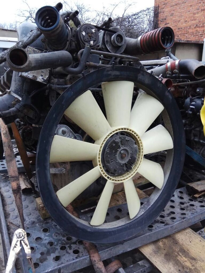 Motor für LKW Scania DSC1413   Scania 144 V8 530 E2: das Bild 6