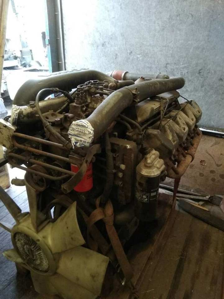 Scania DSC1415 Scania 144 V8 460 E2 - Motor für LKW: das Bild 1 Scania DSC1415 Scania 144 V8 460 E2 - Motor für LKW: das Bild 1
