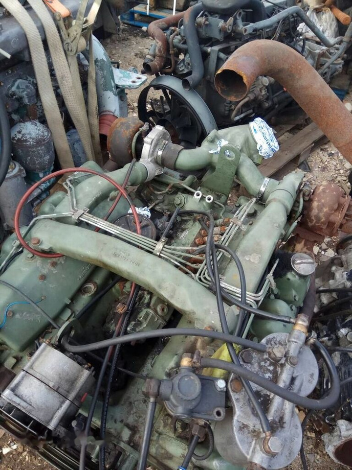 OM 422 V8 BiTurbo Mercedes-Benz - Motor für LKW: das Bild 3 OM 422 V8 BiTurbo Mercedes-Benz - Motor für LKW: das Bild 3