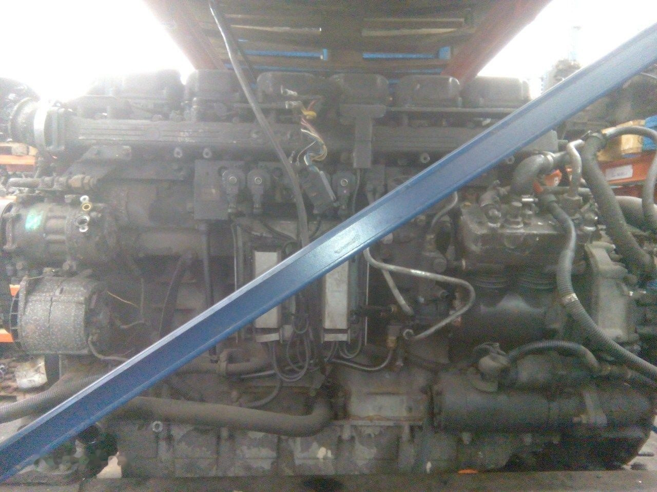 Scania HPI 420 DC1203 Scania 124 - Motor für LKW: das Bild 2 Scania HPI 420 DC1203 Scania 124 - Motor für LKW: das Bild 2