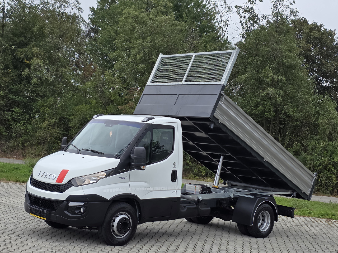 IVECO Daily 70c-17 Wywrotka 3.80 M ! Kiper 3-Stronny ! Klima ! 3.0 HPI * 170 Hp ! Super Stan ! Z Włoch ! - Kipper Transporter: das Bild 1 IVECO Daily 70c-17 Wywrotka 3.80 M ! Kiper 3-Stronny ! Klima ! 3.0 HPI * 170 Hp ! Super Stan ! Z Włoch ! - Kipper Transporter: das Bild 1