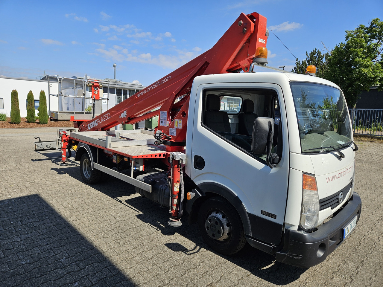 Nissan Cabstar CMC PLA 250 - 25m TOP nur 420 Stunden! - LKW mit Arbeitsbühne: das Bild 5 Nissan Cabstar CMC PLA 250 - 25m TOP nur 420 Stunden! - LKW mit Arbeitsbühne: das Bild 5