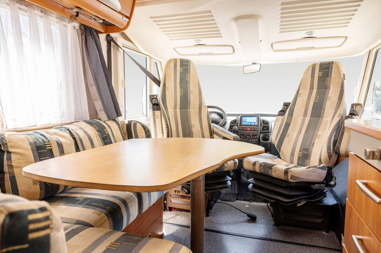 Camper Van FIAT Hymer HYMERMOBILE B614: das Bild 18