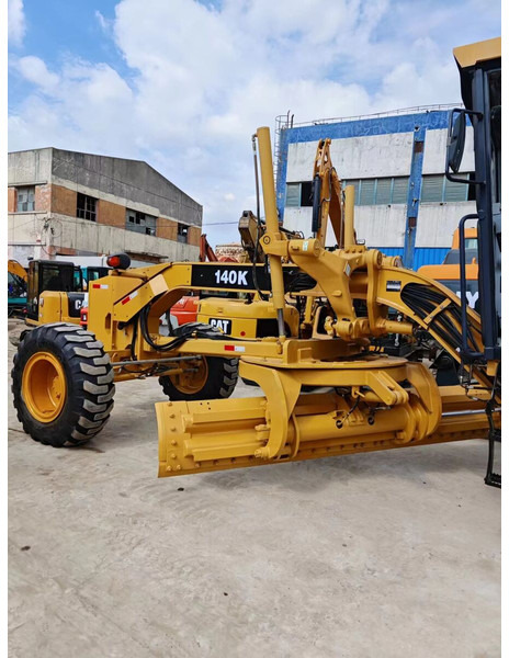 Grader Caterpillar 140K: das Bild 6