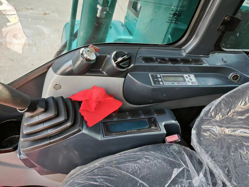 Kobelco SK75 - Minibagger: das Bild 3 Kobelco SK75 - Minibagger: das Bild 3