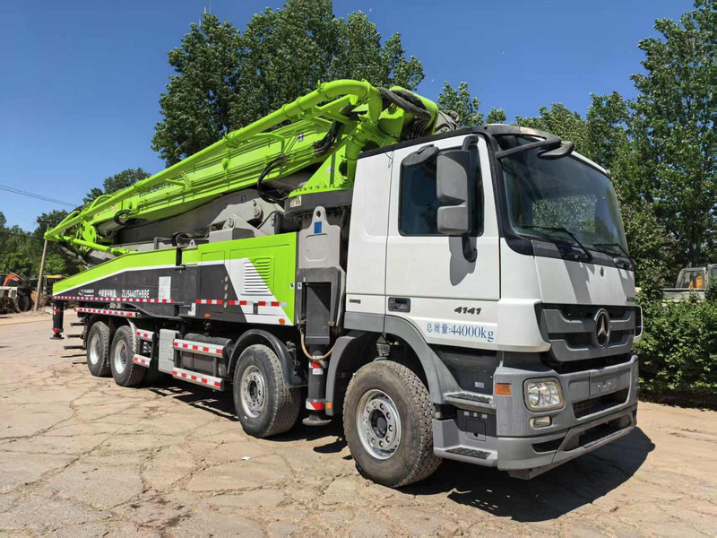 Mercedes-Benz Actros - Stationäre Betonpumpe: das Bild 1 Mercedes-Benz Actros - Stationäre Betonpumpe: das Bild 1