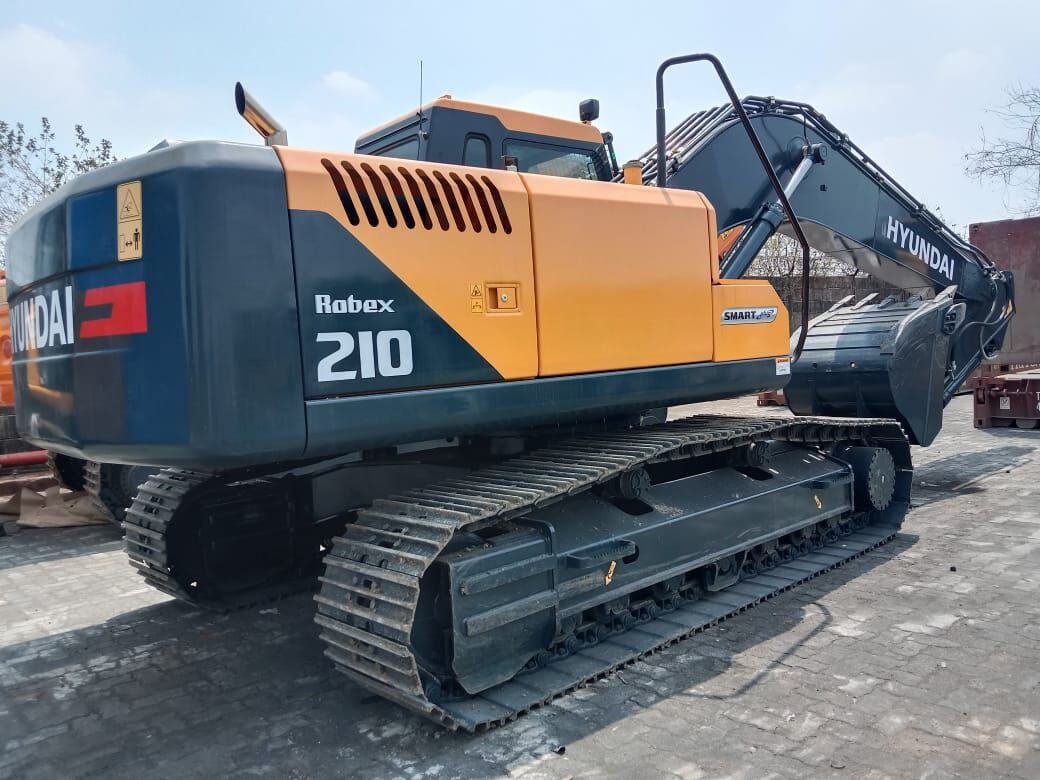 New Hyundai R210 tracked excavator - Kettenbagger: das Bild 1 New Hyundai R210 tracked excavator - Kettenbagger: das Bild 1