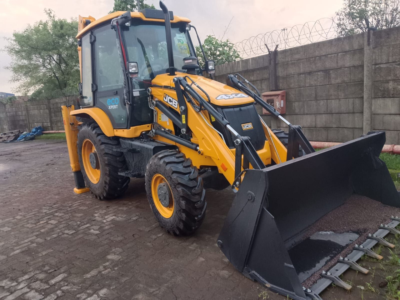 New JCB 3DX backhoe loader - Baggerlader: das Bild 2 New JCB 3DX backhoe loader - Baggerlader: das Bild 2