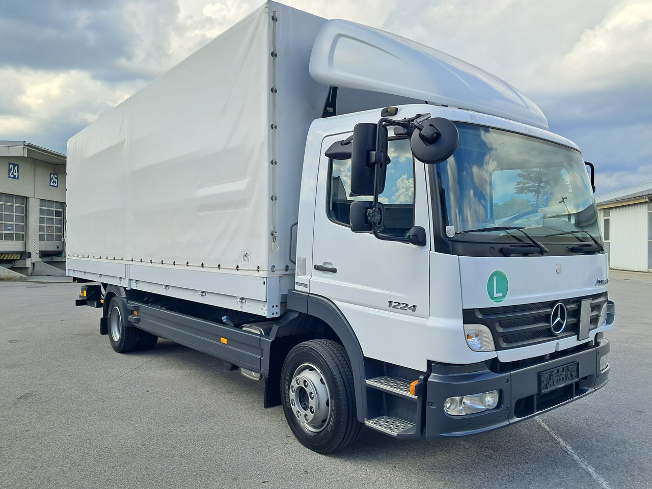MERCEDES-BENZ ATEGO 12 24 Plane LBW | Klima | Schaltgetriebe - Plane LKW: das Bild 2 MERCEDES-BENZ ATEGO 12 24 Plane LBW | Klima | Schaltgetriebe - Plane LKW: das Bild 2