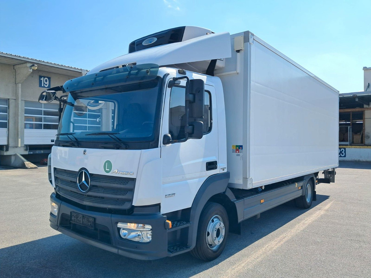Mercedes-Benz Atego 1221 Kühlkoff LBW | Klima | Tempom | Difff - Kühlkoffer LKW: das Bild 2 Mercedes-Benz Atego 1221 Kühlkoff LBW | Klima | Tempom | Difff - Kühlkoffer LKW: das Bild 2