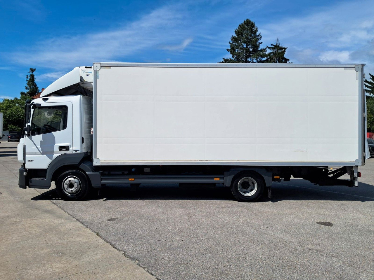 Mercedes-Benz Atego 8.21 Kühlkoffer LBW | Klima | Tempo | Dif - Kühlkoffer LKW: das Bild 4 Mercedes-Benz Atego 8.21 Kühlkoffer LBW | Klima | Tempo | Dif - Kühlkoffer LKW: das Bild 4
