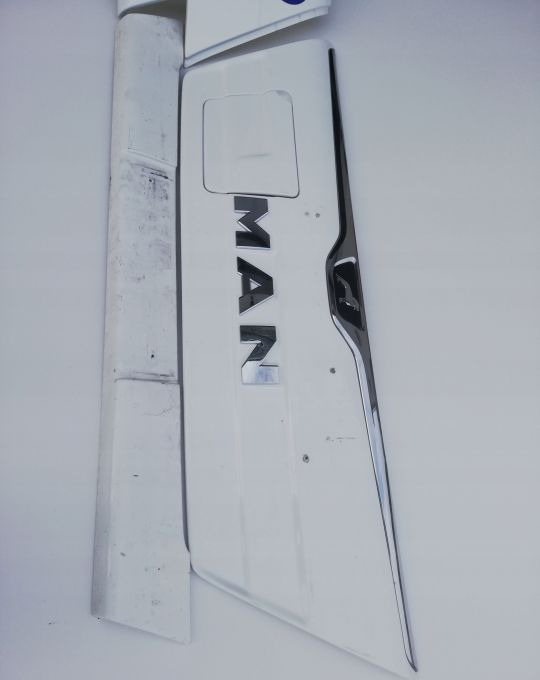 ATRAPA GRILL MASKA MAN NEOPLAN AUTOBUS - Motorhaube für Bus: das Bild 3 ATRAPA GRILL MASKA MAN NEOPLAN AUTOBUS - Motorhaube für Bus: das Bild 3