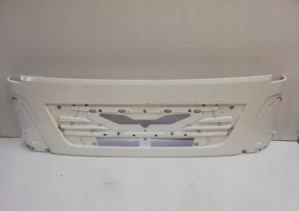 ATRAPA MASKA MAN TGL E6 ORYGINAL 81.611106104 - Motorhaube für LKW: das Bild 1 ATRAPA MASKA MAN TGL E6 ORYGINAL 81.611106104 - Motorhaube für LKW: das Bild 1