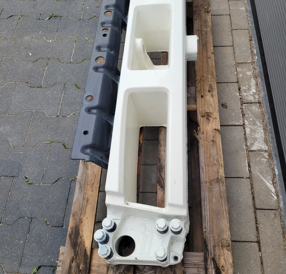 BELKA ZDERZAK VOLVO FMX ORYGINAŁ 21718915 CHWALIM116 - Karosserie und Außen für LKW: das Bild 3 BELKA ZDERZAK VOLVO FMX ORYGINAŁ 21718915 CHWALIM116 - Karosserie und Außen für LKW: das Bild 3