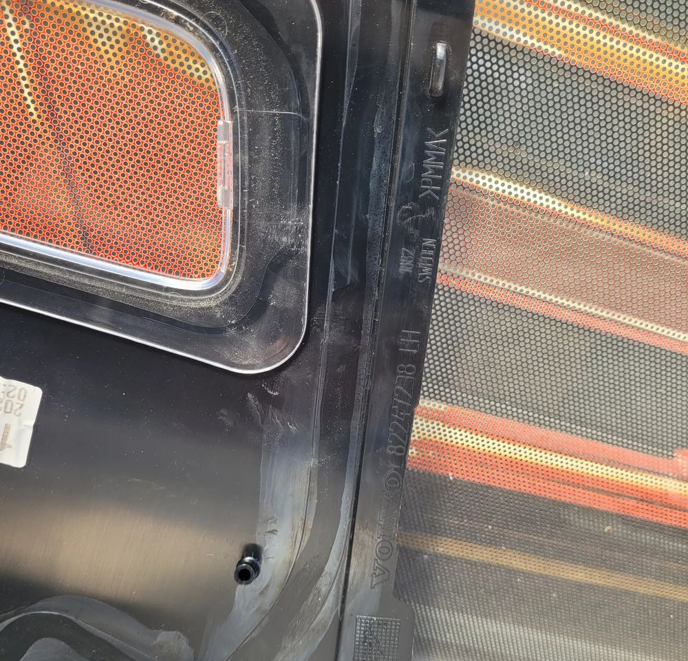 BLENDA NAROZNIK VOLVO FH4 FH5 XL ORYGINAŁ CHWALIM116 - Karosserie und Außen für LKW: das Bild 4 BLENDA NAROZNIK VOLVO FH4 FH5 XL ORYGINAŁ CHWALIM116 - Karosserie und Außen für LKW: das Bild 4