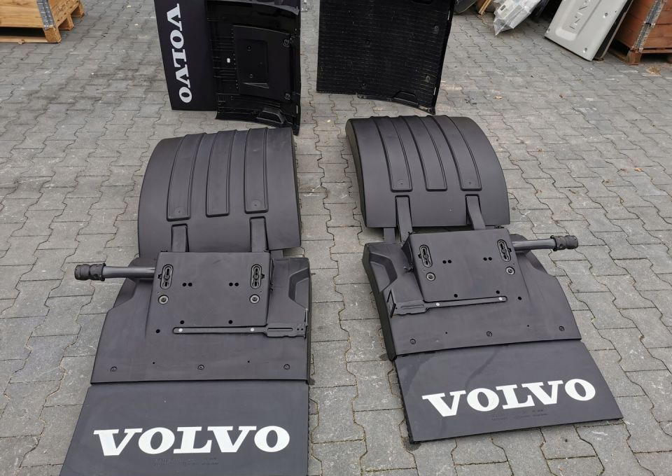 BŁOTNIKI NADKOLE 2 OS VOLVO FH4 NOWY ORYGINAŁ - Kotflügel: das Bild 2 BŁOTNIKI NADKOLE 2 OS VOLVO FH4 NOWY ORYGINAŁ - Kotflügel: das Bild 2