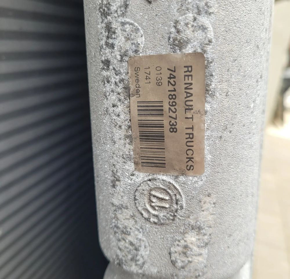 INTERCOOLER RENAULT GAMA T ORYGINAL SZCZELNA 7421892738 CHWALIM116 - Interkühler für LKW: das Bild 3 INTERCOOLER RENAULT GAMA T ORYGINAL SZCZELNA 7421892738 CHWALIM116 - Interkühler für LKW: das Bild 3