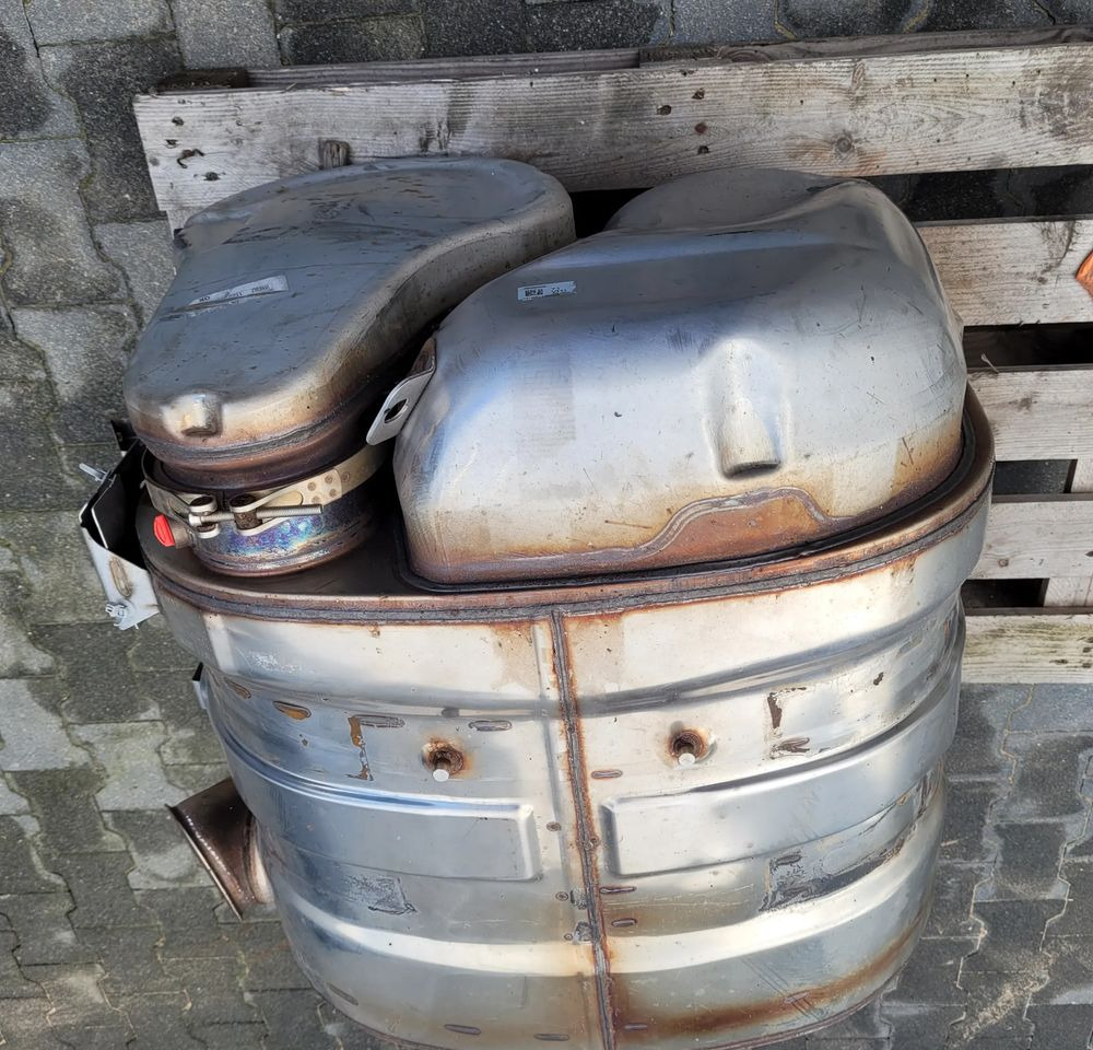 KATALIZATOR RENAULT RANGE T GAMA 23046491 CHWALIM116 - Karosserie und Außen für LKW: das Bild 1 KATALIZATOR RENAULT RANGE T GAMA 23046491 CHWALIM116 - Karosserie und Außen für LKW: das Bild 1