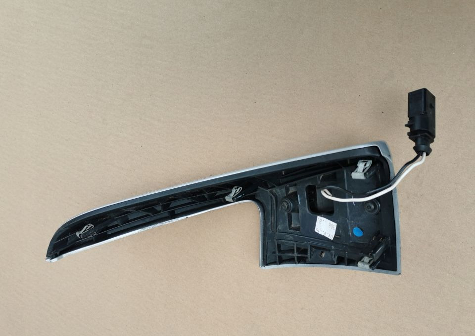 KIERUNKOWSKAZ VOLVO FM 82462033 RH. E6. - Blinkleuchte für LKW: das Bild 2 KIERUNKOWSKAZ VOLVO FM 82462033 RH. E6. - Blinkleuchte für LKW: das Bild 2