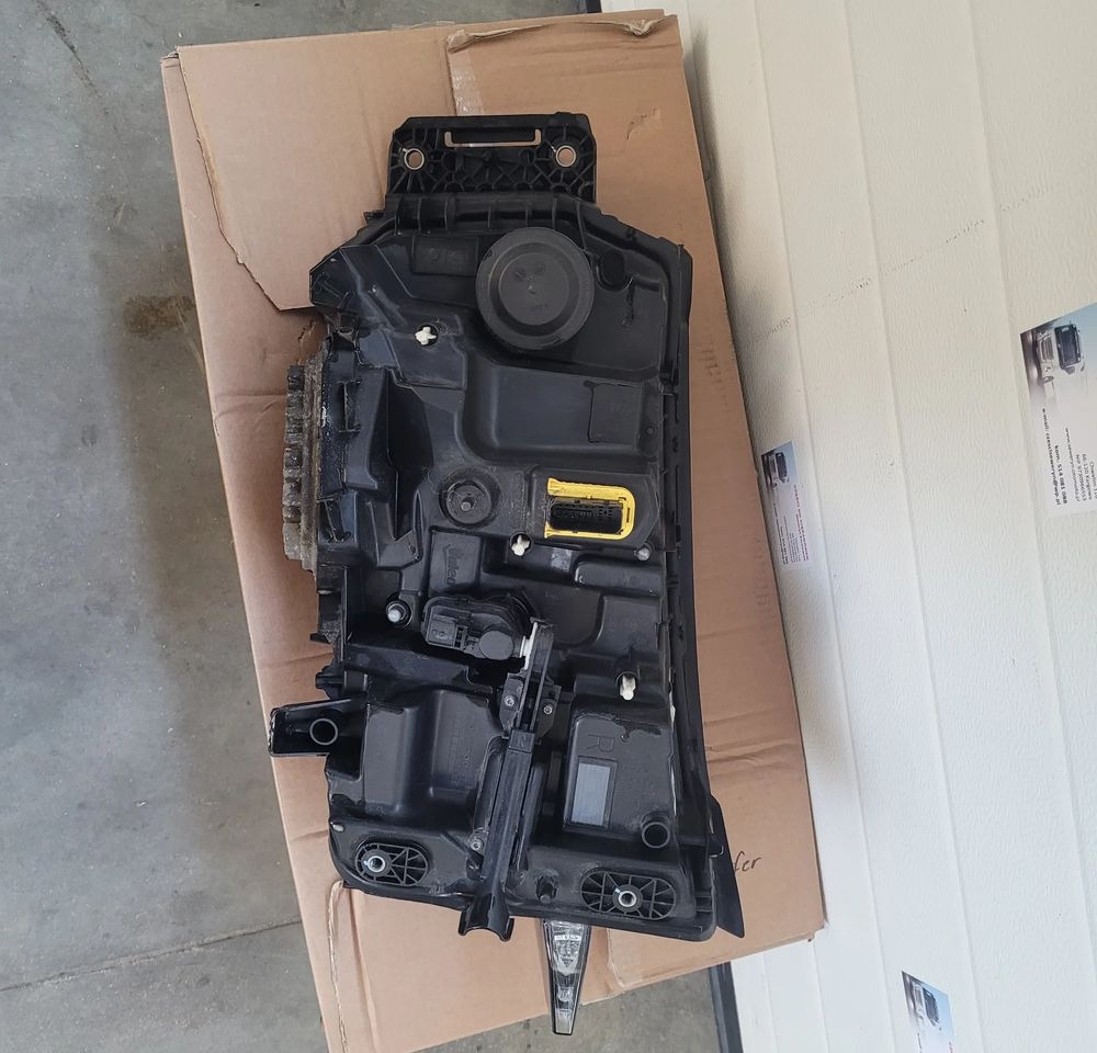 LAMPA LED RENAULT RANGE T GAMA EVO ORYGINAŁ RH L351645 CHWALIM116 - Karosserie und Außen für LKW: das Bild 3 LAMPA LED RENAULT RANGE T GAMA EVO ORYGINAŁ RH L351645 CHWALIM116 - Karosserie und Außen für LKW: das Bild 3