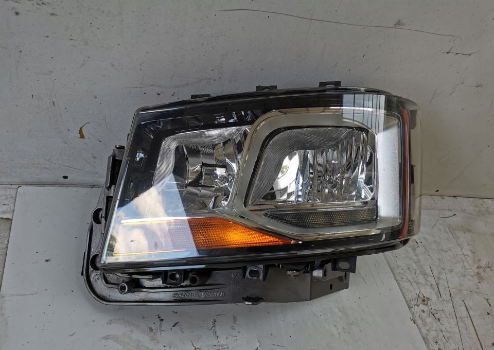 LAMPA MOCOWANIE H7 SCANIA S R NGT LH. ORYGINAŁ - Hauptscheinwerfer für LKW: das Bild 1 LAMPA MOCOWANIE H7 SCANIA S R NGT LH. ORYGINAŁ - Hauptscheinwerfer für LKW: das Bild 1