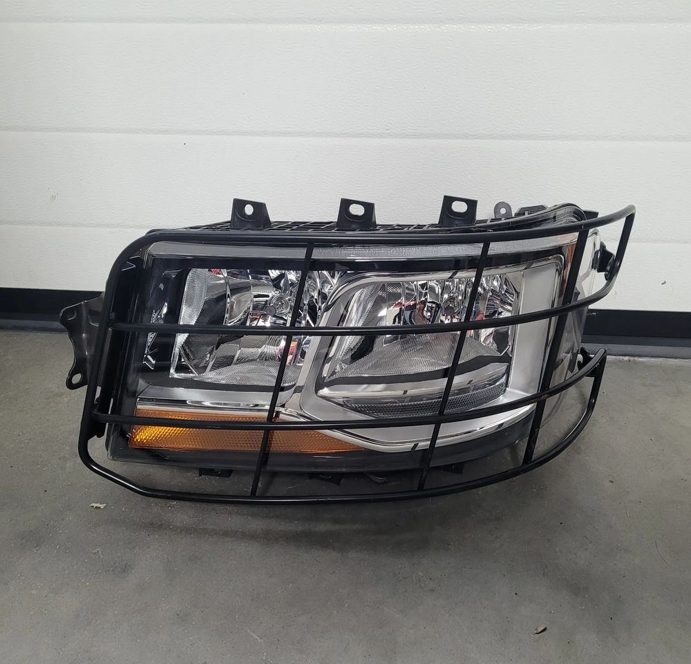LAMPA ROBOCZA SCANIA RS NM.26743388 ORYGINAŁ CHWALIM116 - Lichter/ Leuchten für LKW: das Bild 1 LAMPA ROBOCZA SCANIA RS NM.26743388 ORYGINAŁ CHWALIM116 - Lichter/ Leuchten für LKW: das Bild 1