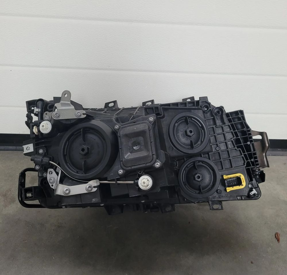 LAMPA ROBOCZA SCANIA RS NM.26743388 ORYGINAŁ CHWALIM116 - Lichter/ Leuchten für LKW: das Bild 2 LAMPA ROBOCZA SCANIA RS NM.26743388 ORYGINAŁ CHWALIM116 - Lichter/ Leuchten für LKW: das Bild 2