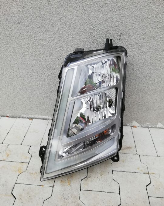 LAMPA VOLVO FH4 FH 4 FM LH ORYGINAŁ - Hauptscheinwerfer für LKW: das Bild 1 LAMPA VOLVO FH4 FH 4 FM LH ORYGINAŁ - Hauptscheinwerfer für LKW: das Bild 1