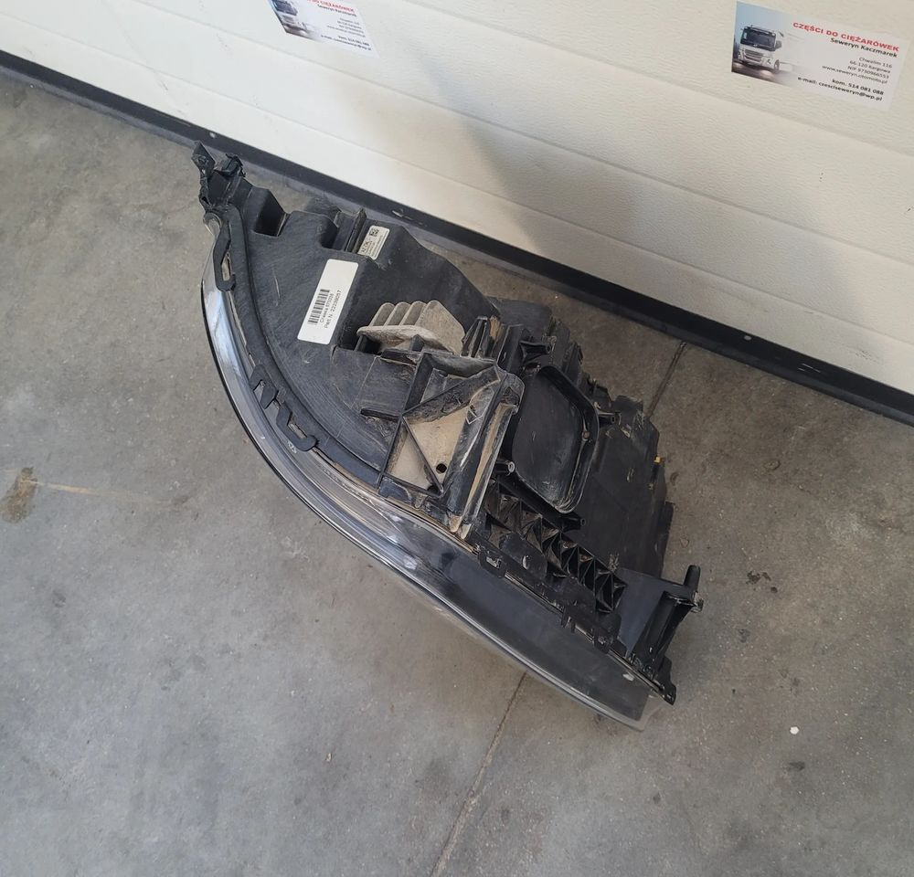 LAMPA VOLVO FMX RH ORYGINAŁ 22239057 CHWALIM116 - Karosserie und Außen für LKW: das Bild 2 LAMPA VOLVO FMX RH ORYGINAŁ 22239057 CHWALIM116 - Karosserie und Außen für LKW: das Bild 2