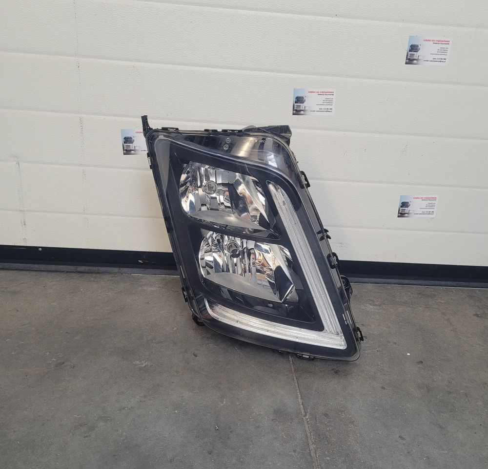 LAMPA VOLVO FMX RH ORYGINAŁ 22239057 CHWALIM116 - Karosserie und Außen für LKW: das Bild 1 LAMPA VOLVO FMX RH ORYGINAŁ 22239057 CHWALIM116 - Karosserie und Außen für LKW: das Bild 1