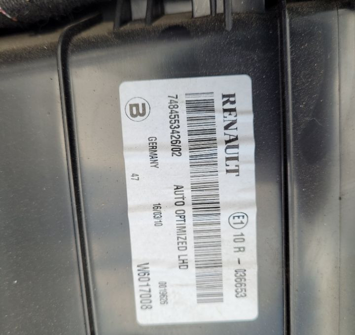 NAGRZEWNICA RENAUL RANGE T GAMA OM 7484553426/02 - Kühlsystem für LKW: das Bild 4 NAGRZEWNICA RENAUL RANGE T GAMA OM 7484553426/02 - Kühlsystem für LKW: das Bild 4
