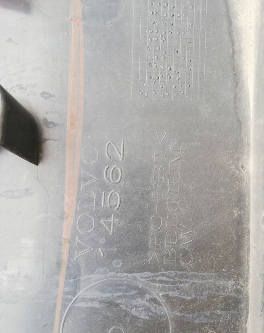 PODSZYBIE VOLVO FH4 ORYGINAŁ - Fenster und Teile für LKW: das Bild 4 PODSZYBIE VOLVO FH4 ORYGINAŁ - Fenster und Teile für LKW: das Bild 4