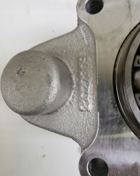 PRZYSTAWKA WAŁEK VOLVO ORYGINAŁ NOWA 21027101 - Getriebe und Teile für LKW: das Bild 3 PRZYSTAWKA WAŁEK VOLVO ORYGINAŁ NOWA 21027101 - Getriebe und Teile für LKW: das Bild 3