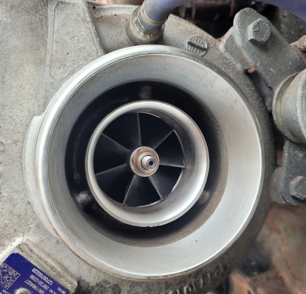 TURBINA HAMULEC GÓRSKI IVECO EUROCARGO E6 5801964527,5802237817 CHWALIM116 - Motor für LKW: das Bild 2 TURBINA HAMULEC GÓRSKI IVECO EUROCARGO E6 5801964527,5802237817 CHWALIM116 - Motor für LKW: das Bild 2
