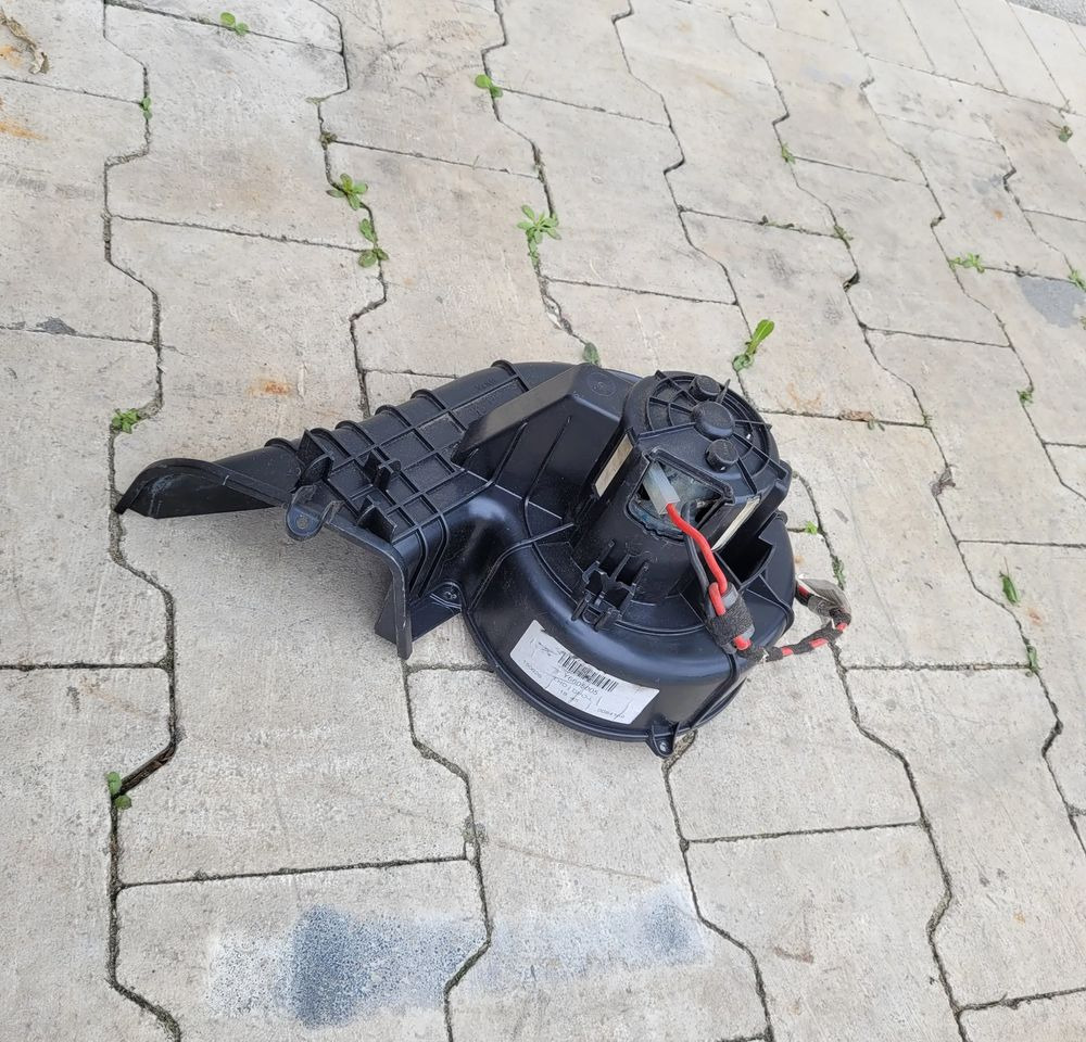 WENTYLATOR NAGRZEWNICY VOLVO FH4 ORYGINAŁ - Innenraumgebläse für LKW: das Bild 1 WENTYLATOR NAGRZEWNICY VOLVO FH4 ORYGINAŁ - Innenraumgebläse für LKW: das Bild 1